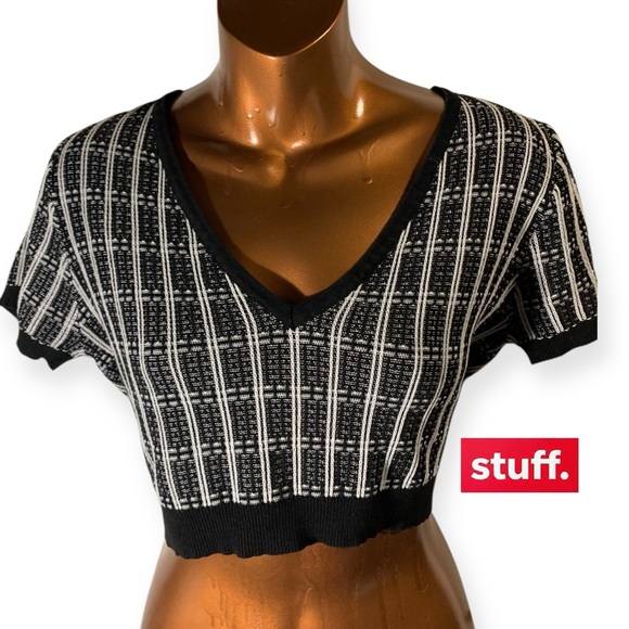 SHEIN Tops - SHEIN Black and White Checkered Crop Top